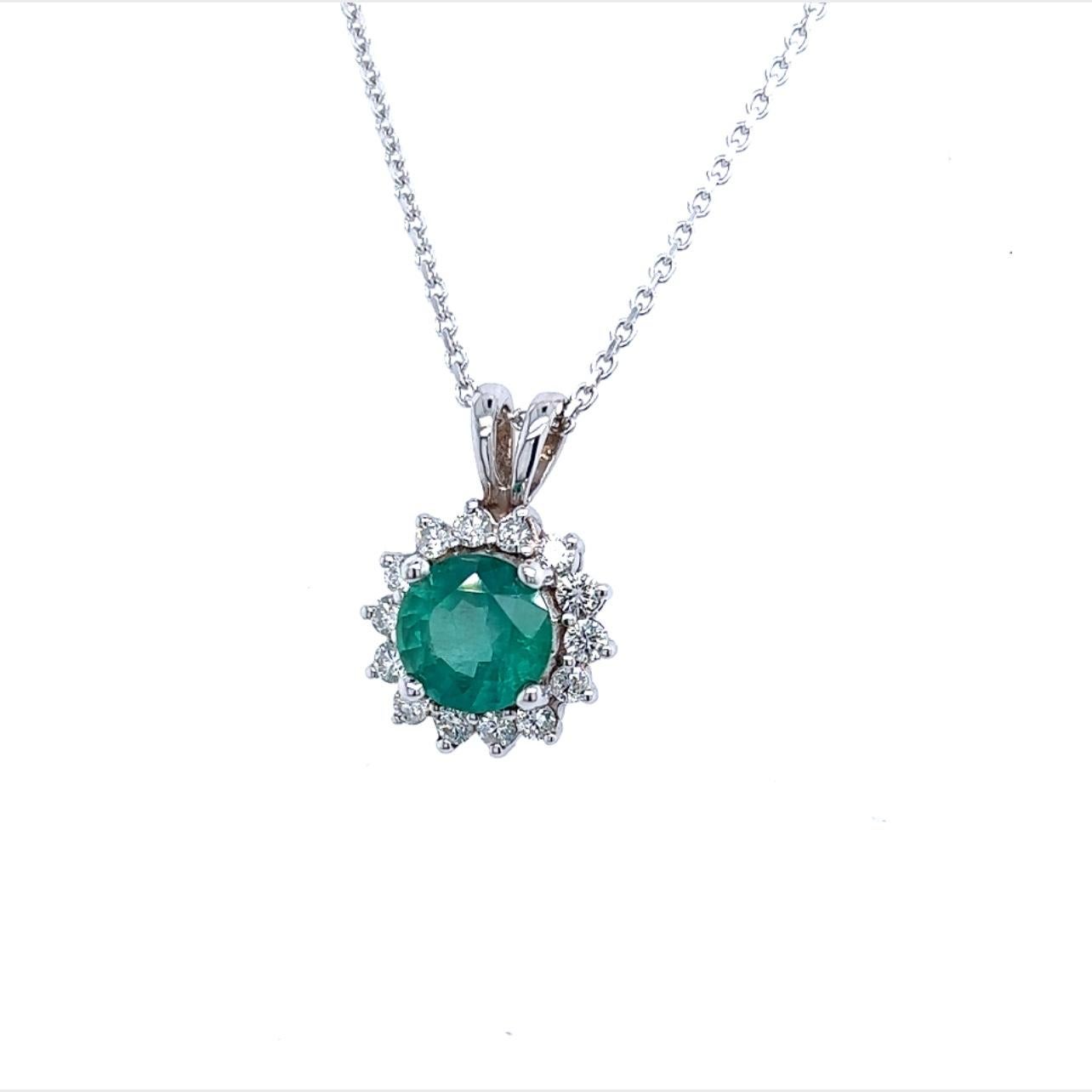Women's Natural Emerald Diamond Pendant with Chain 14k White Gold 2 TCW Certified For Sale