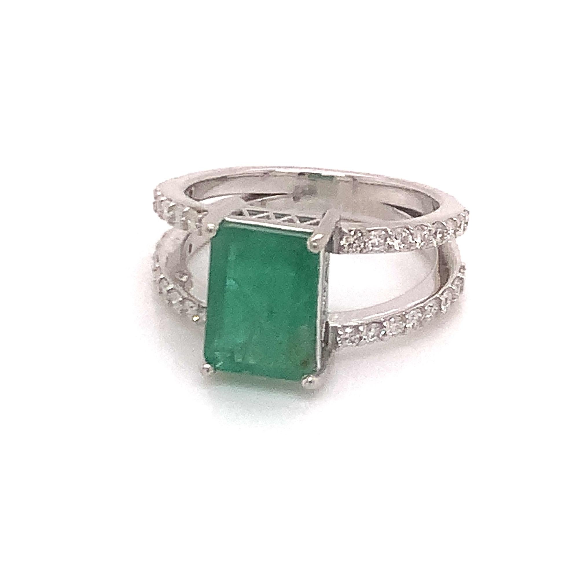 Natural Emerald Diamond Ring 14k Gold 2.85 TCW Certified For Sale 2