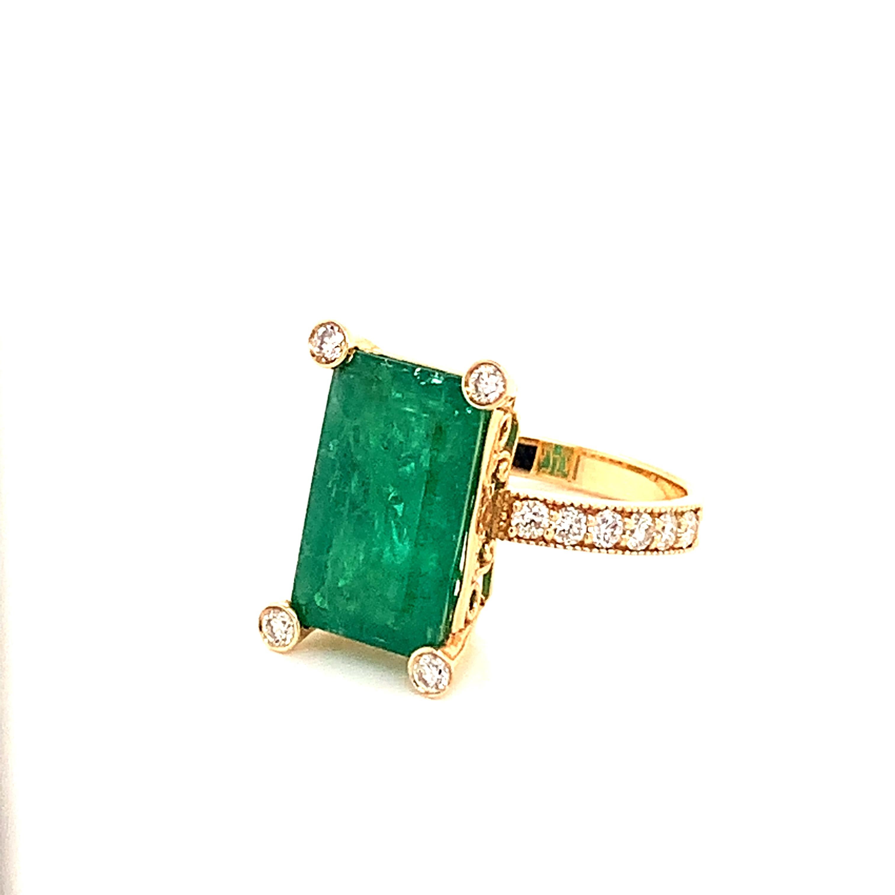 Natural Emerald Diamond Ring 14k Gold 4.37 TCW GIA Certified For Sale 2
