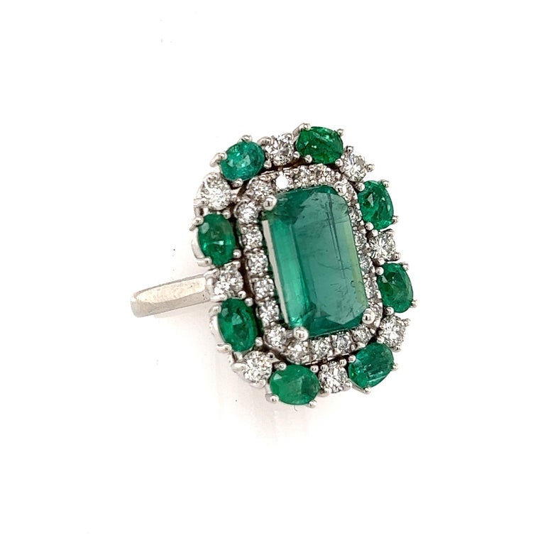 Natural Emerald Diamond Ring 14k Gold 4.52 TCW GIA Certified For Sale 3