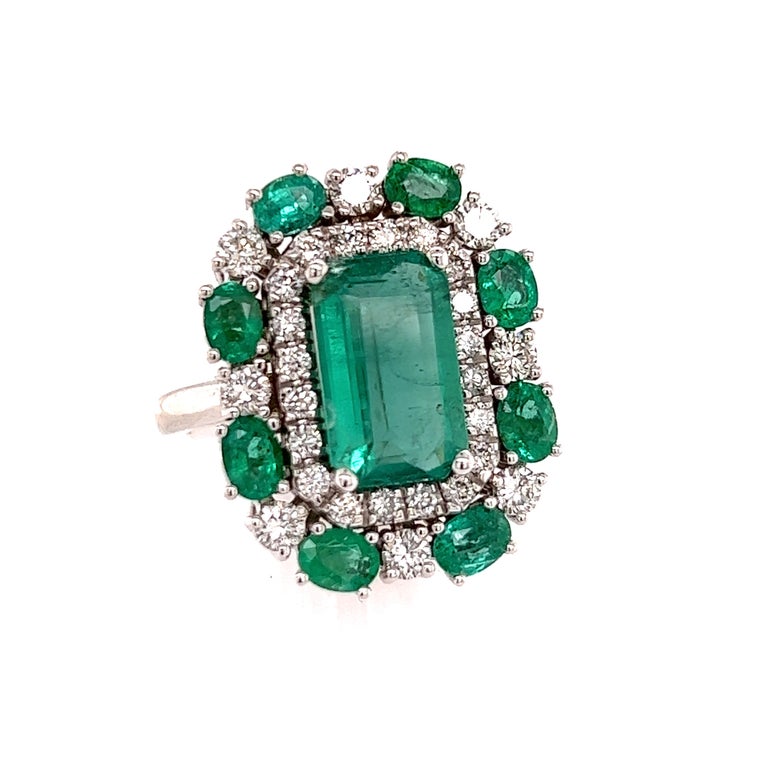 Natural Emerald Diamond Ring 14k Gold 4.52 TCW GIA Certified For Sale 4
