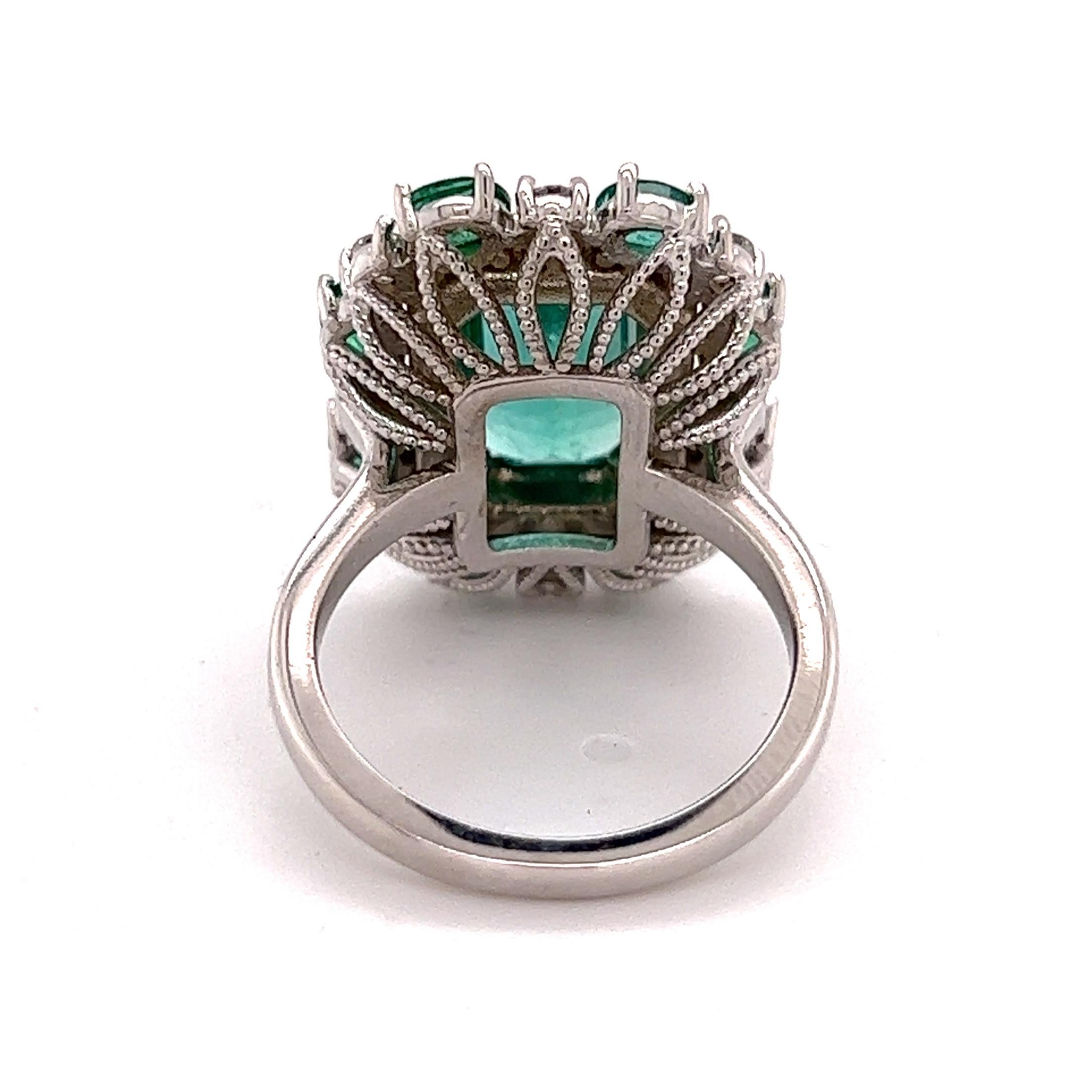 Natural Emerald Diamond Ring 6.5 14k Gold 4.52 TCW GIA Certified In New Condition For Sale In Brooklyn, NY