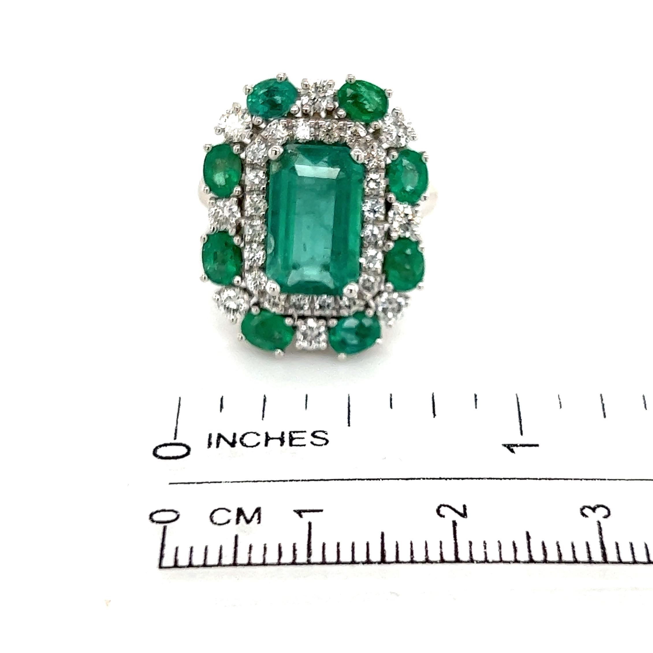 Women's Natural Emerald Diamond Ring 6.5 14k Gold 4.52 TCW GIA Certified For Sale
