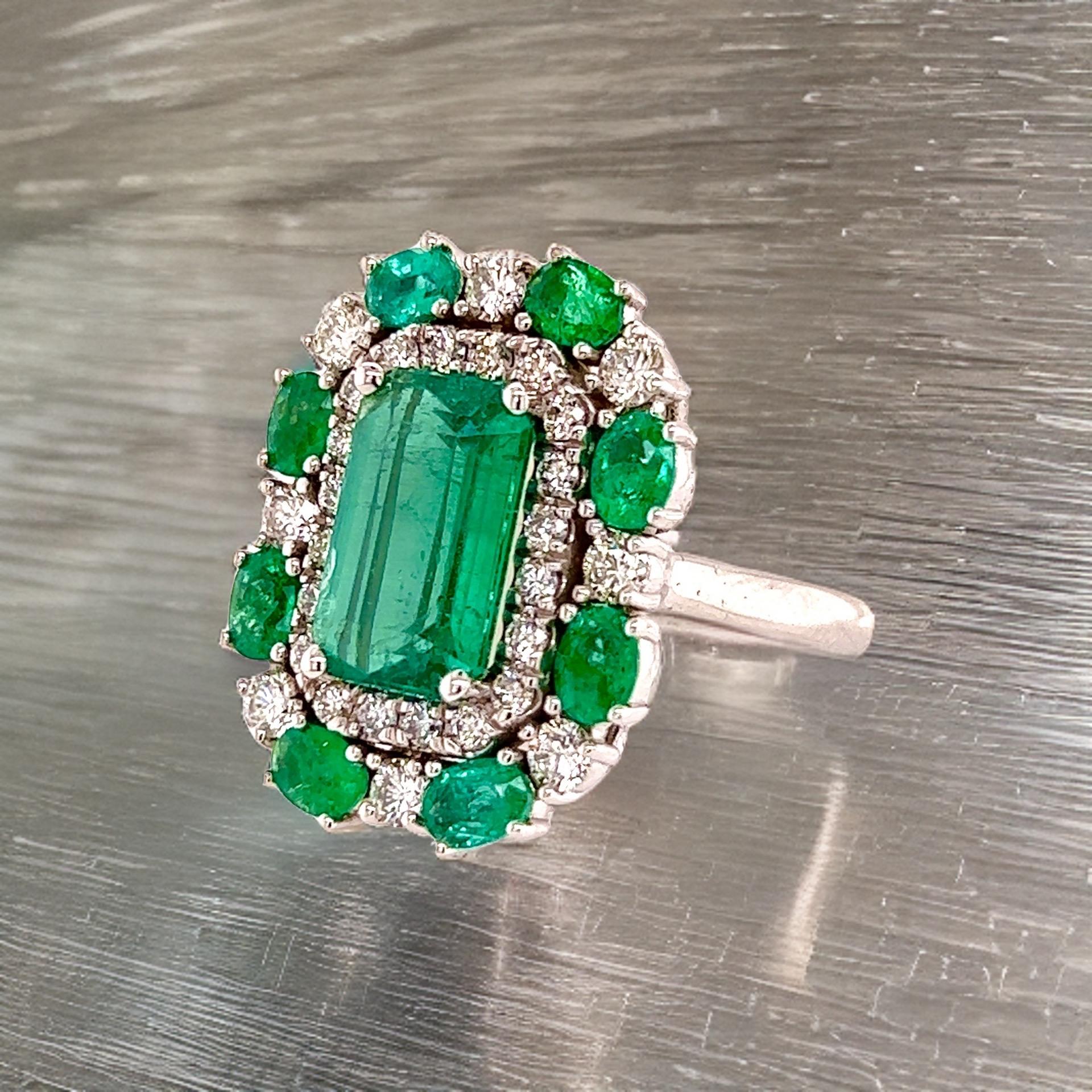 Natural Emerald Diamond Ring 6.5 14k Gold 4.52 TCW GIA Certified In New Condition In Brooklyn, NY