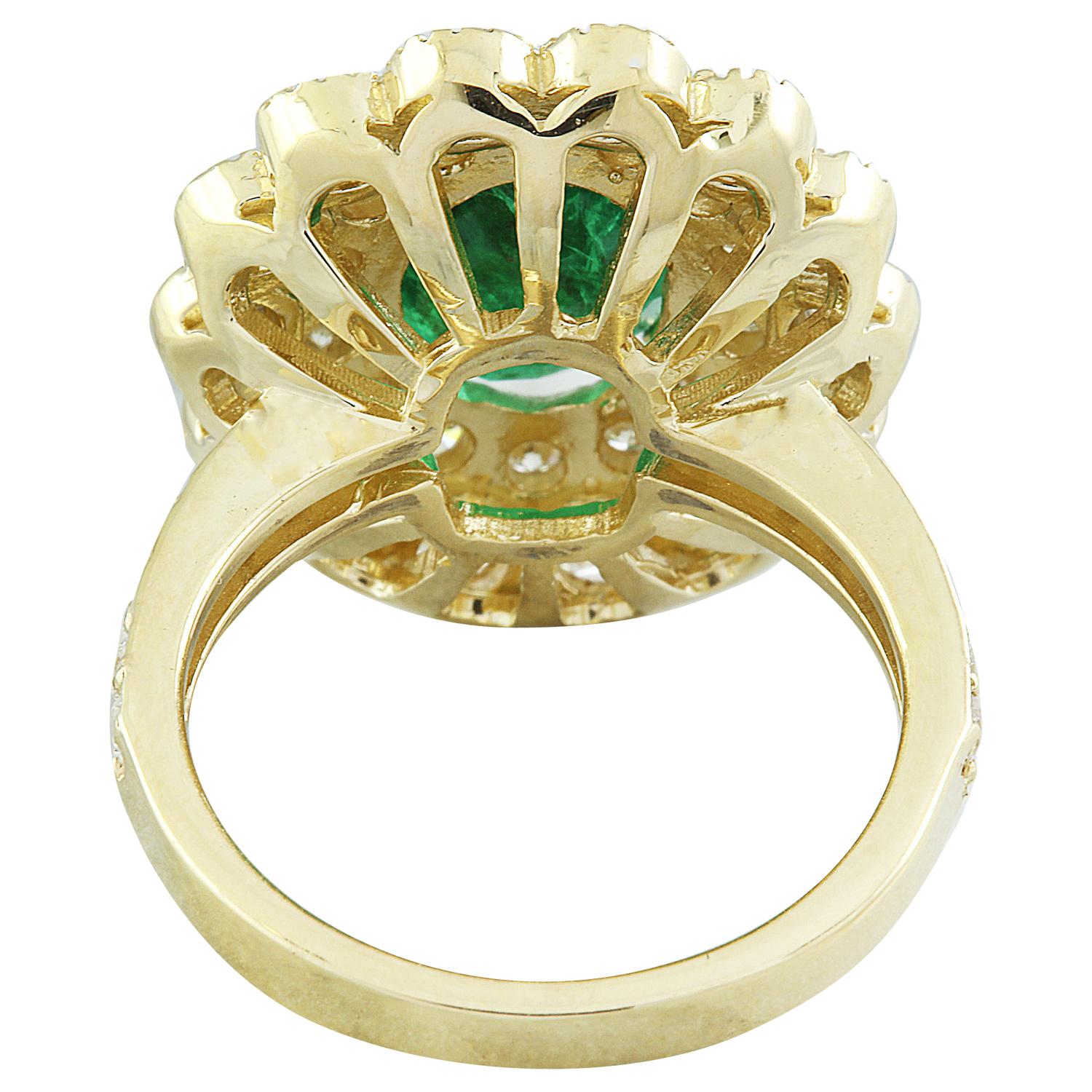 Natural Emerald Diamond Ring in 14 Karat Solid Yellow Gold In New Condition For Sale In Manhattan Beach, CA