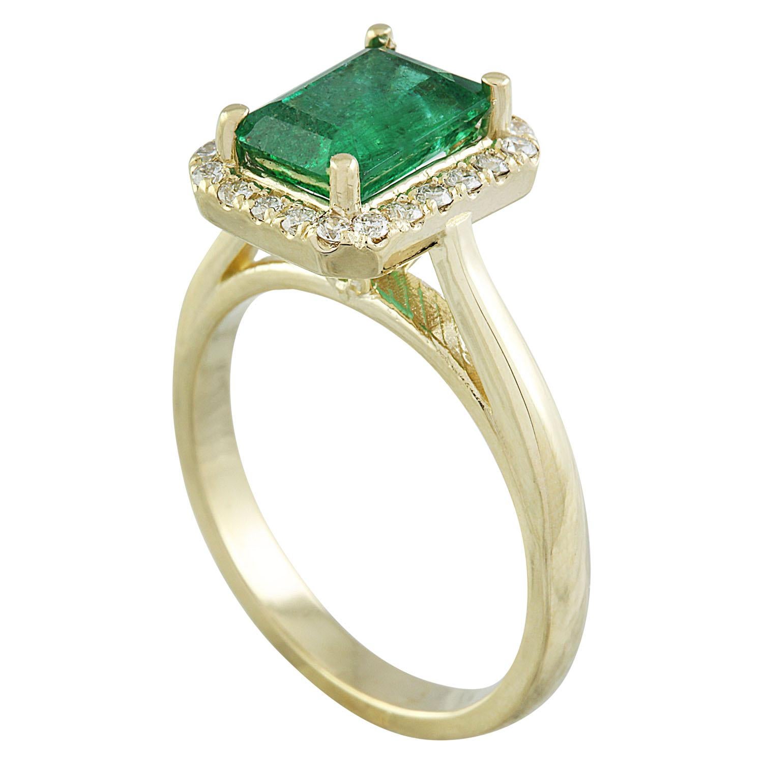Natural Emerald Diamond Ring in 14 Karat Solid Yellow Gold In New Condition For Sale In Manhattan Beach, CA
