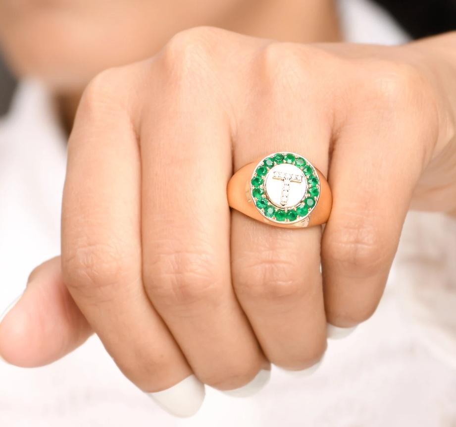 Natural emerald diamond ring in 14k gold For Sale 3