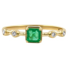 Natural Emerald & Diamond Ring in 14k Gold