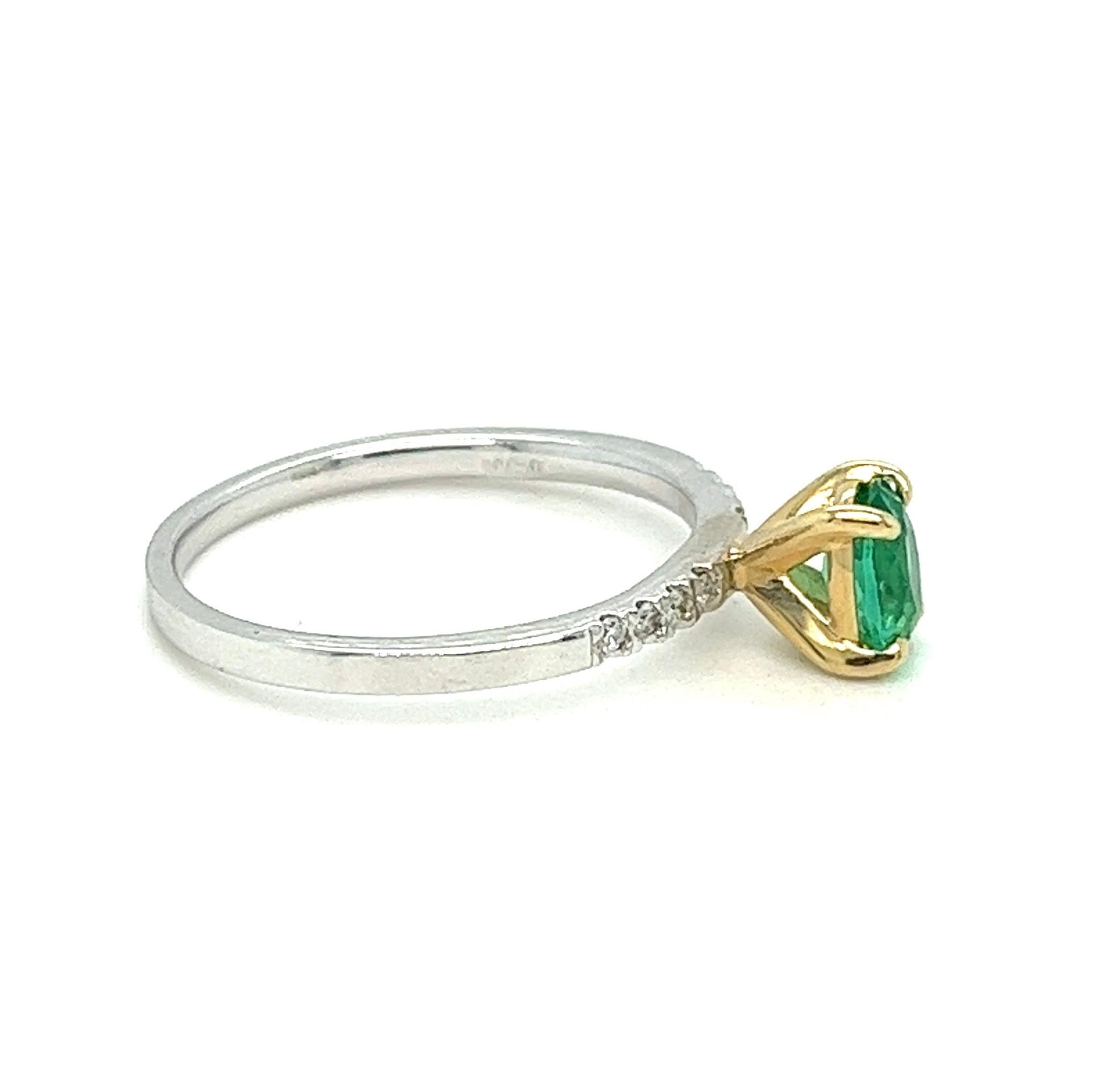 Natürlicher Smaragd-Diamant-Ring aus 14 Karat Gold im Angebot 5
