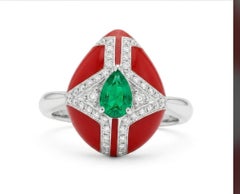 Natural Emerald & Diamond Ring in 18k Gold