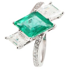 Zambian Emerald 1.66ct & Diamond 0.13ct Ring in 18k Gold, India