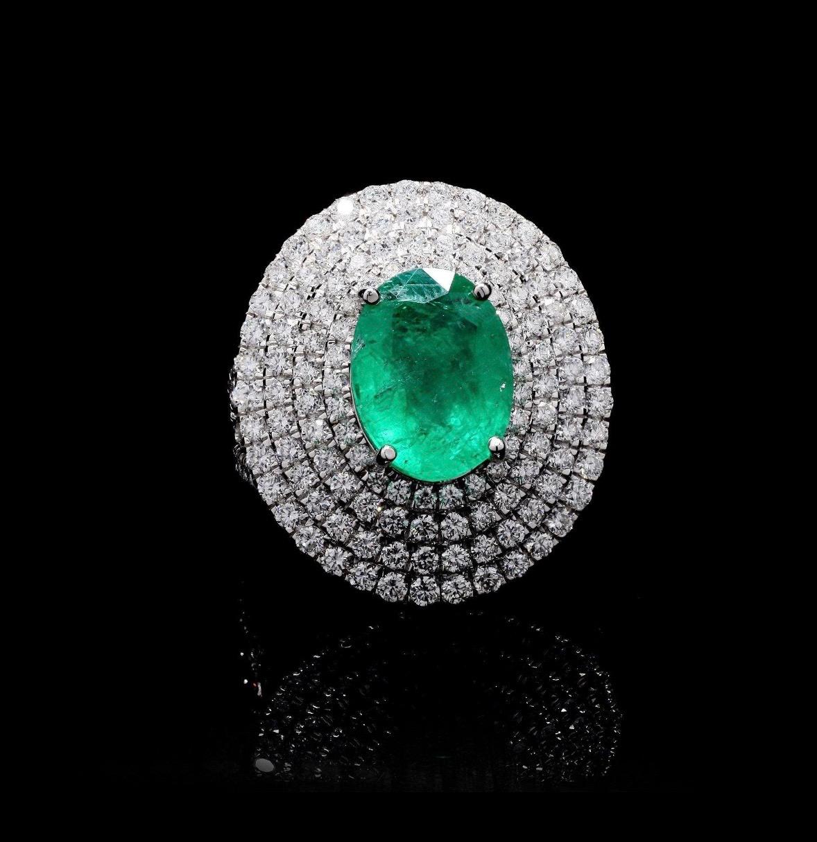 Natürlicher Smaragd-Diamant-Ring in 18k Gold (Smaragdschliff) im Angebot