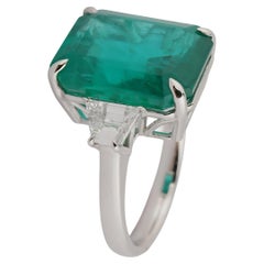 Radiant 9.08ct Zambian Emerald & 0.81ct Fancy Diamond Ring in 18k Gold