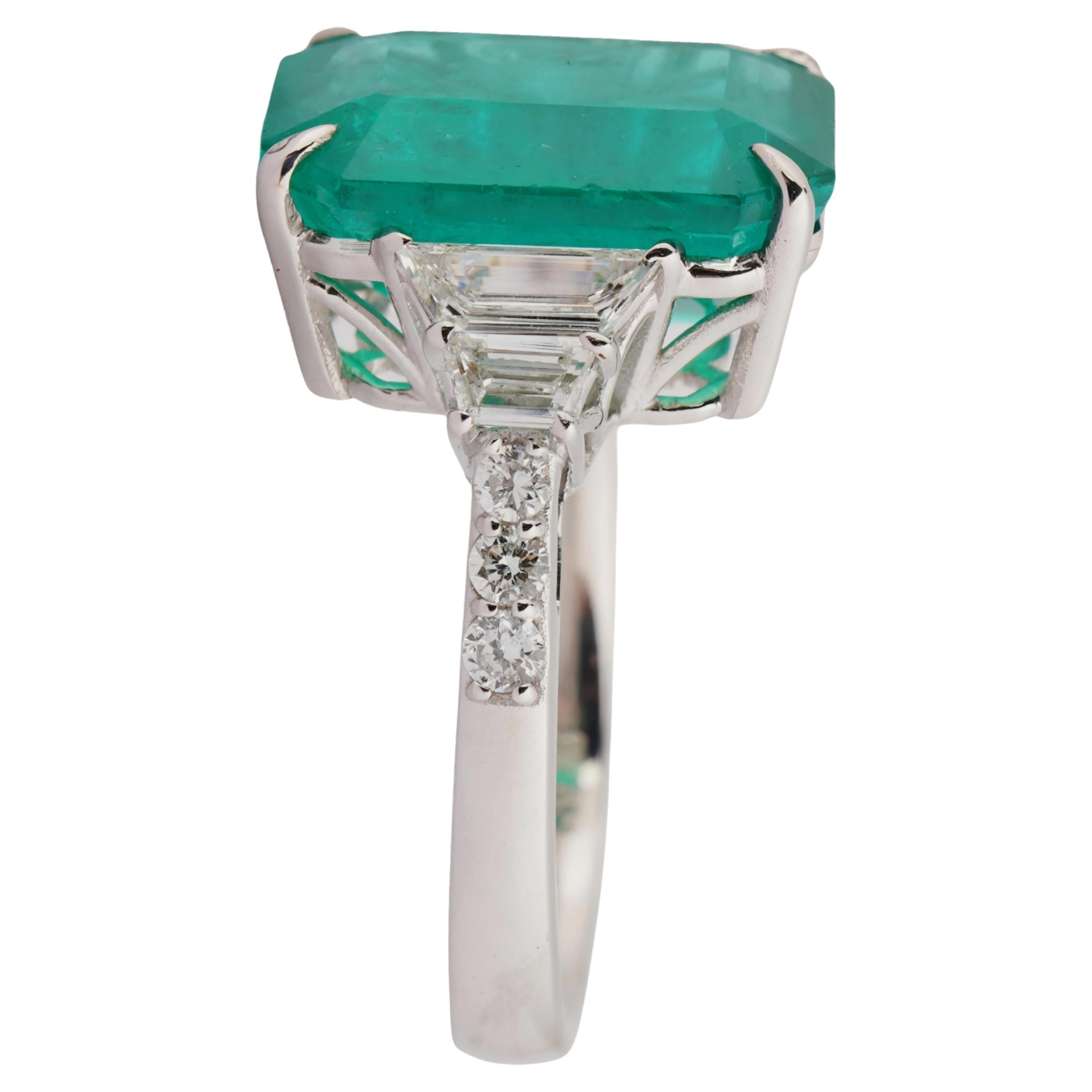 Taglio smeraldo Natural zambian  high quality emerald diamond ring in 18k gold in vendita