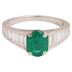 Natural emerald diamond ring in 18k gold