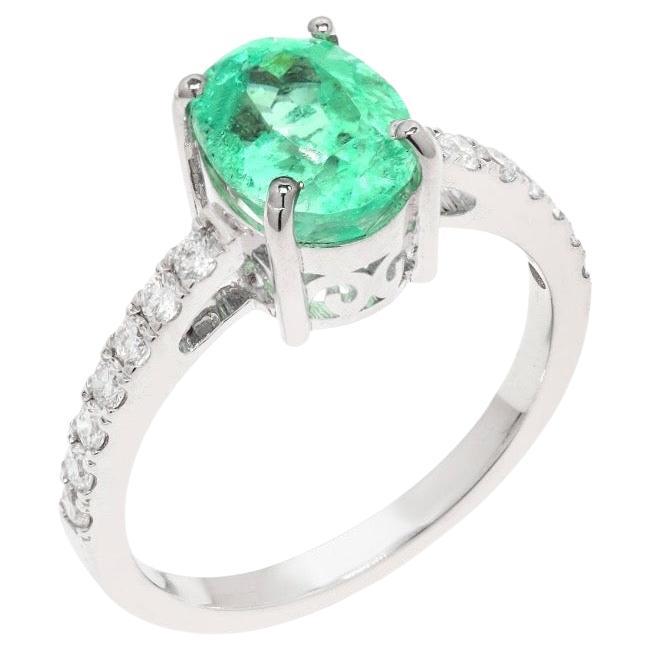 Natural Emerald Diamond Ring in 18k Gold