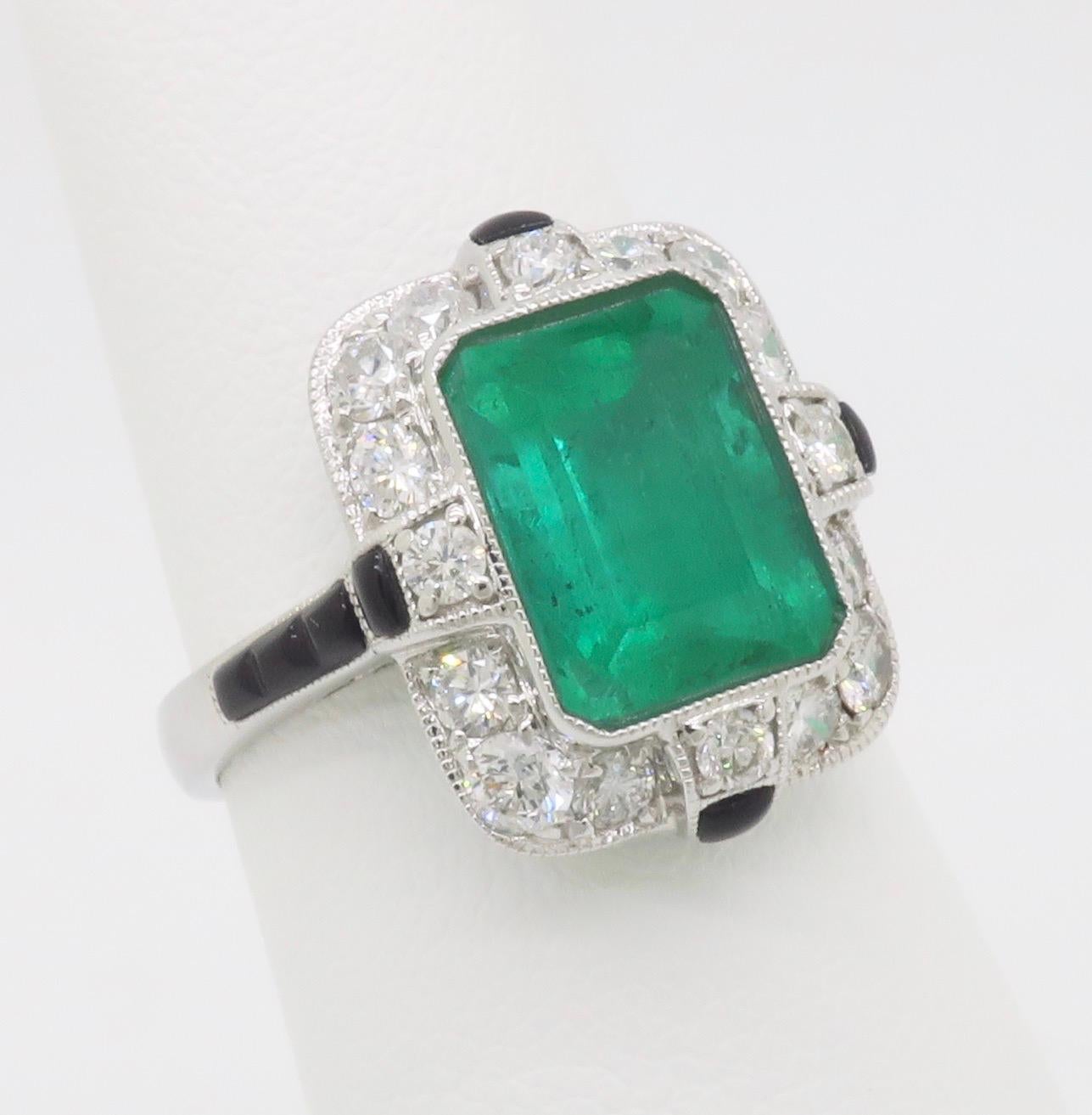 Natürlicher Smaragd & Diamantring aus 18k Weißgold im Angebot 1