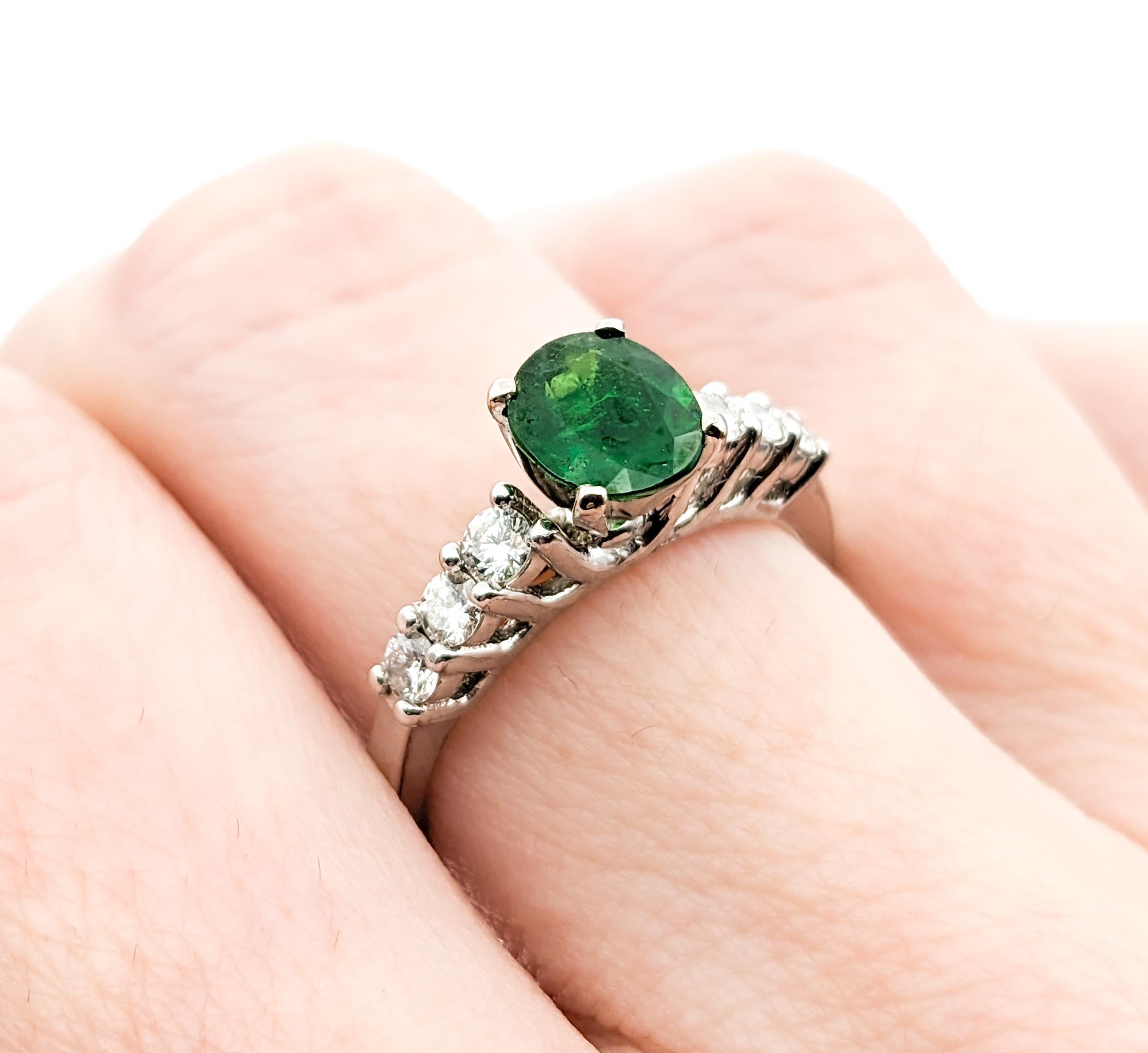 Natural Emerald & Diamond Ring In White  In Excellent Condition For Sale In Bloomington, MN
