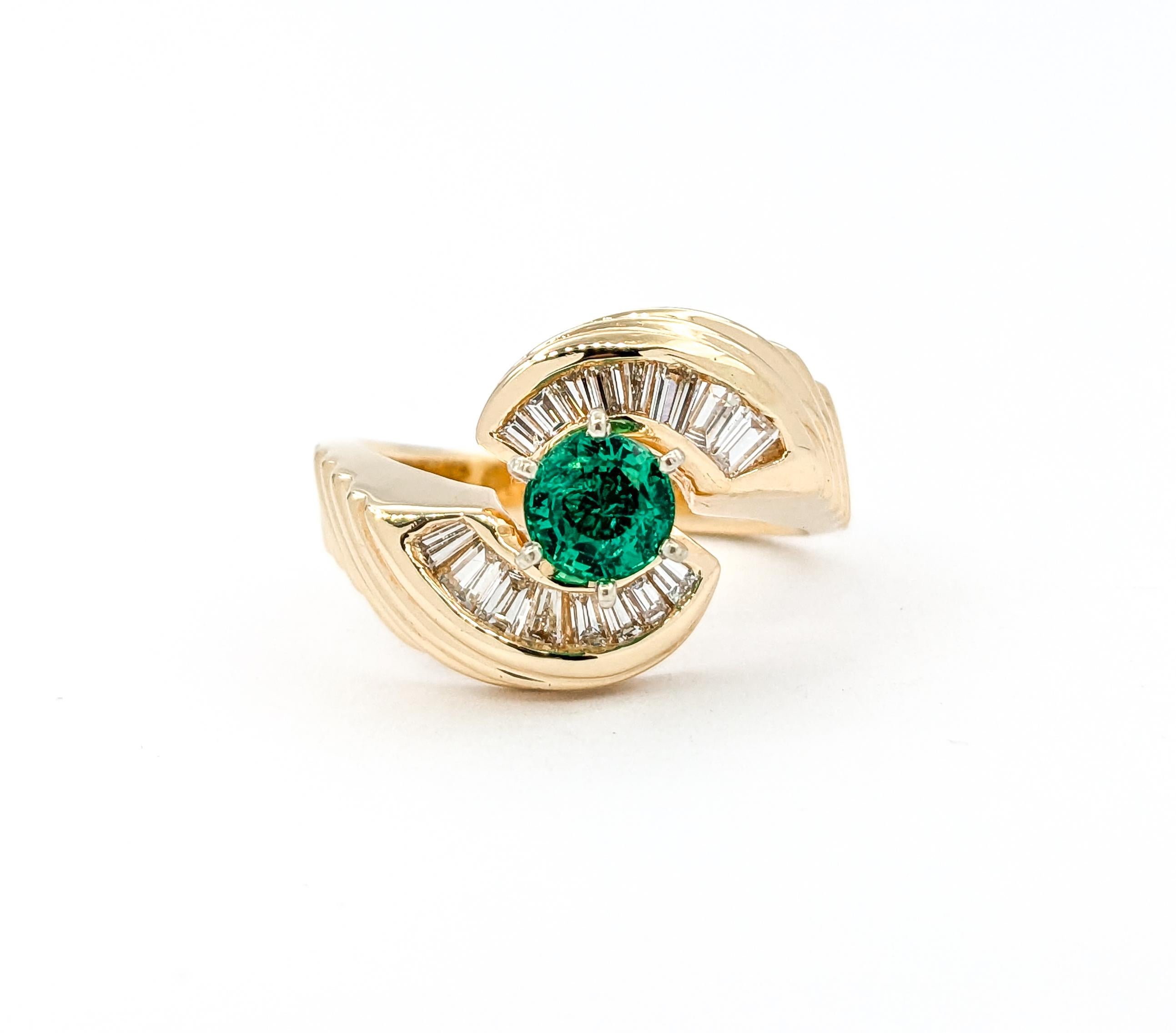 Natürlicher Smaragd & Diamant Ring in Gelbgold im Angebot 2