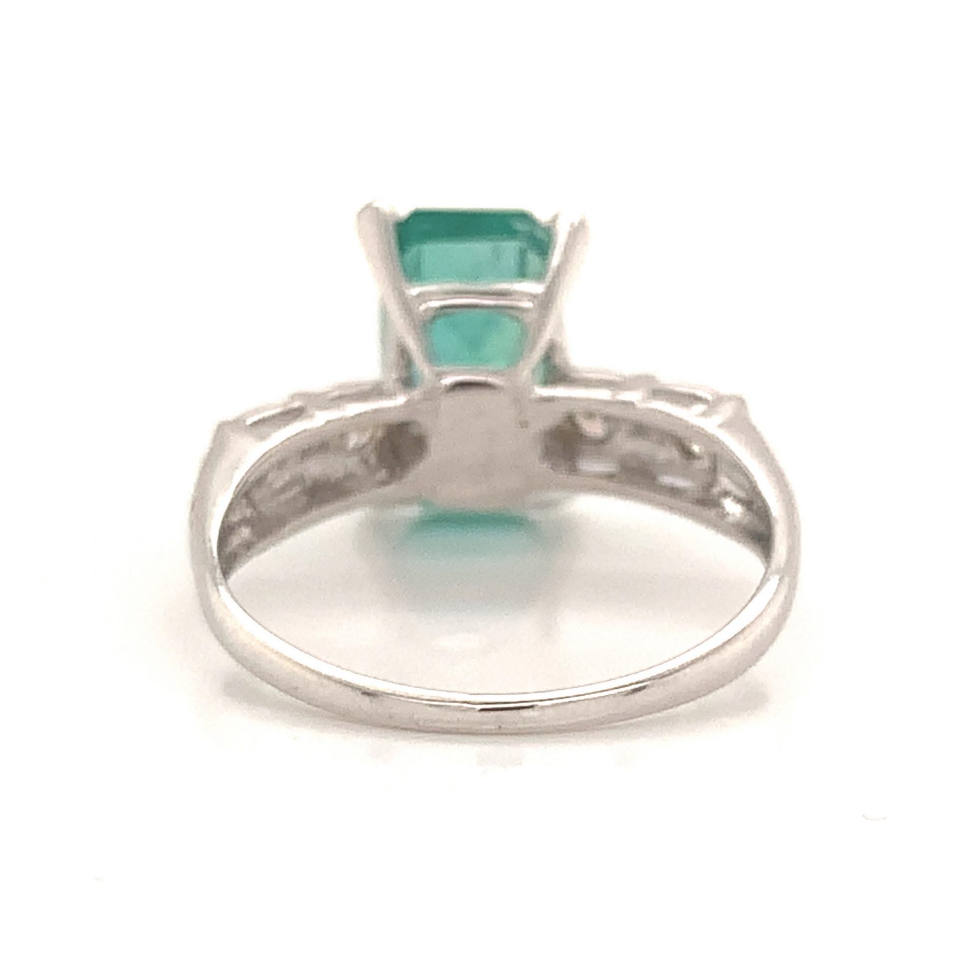 Emerald Cut Natural Emerald Diamond Ring 14Karat Gold 2.95 TCW Certified For Sale