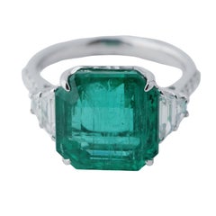 18k White Gold Radiant Zambian Emerald & Diamond Ring, 7.50ct