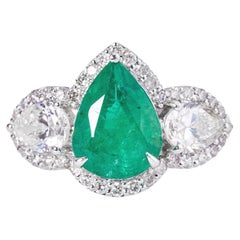 Natural Emerald Diamond Solitaire Halo Ring in 14K Solid Gold (Certified)