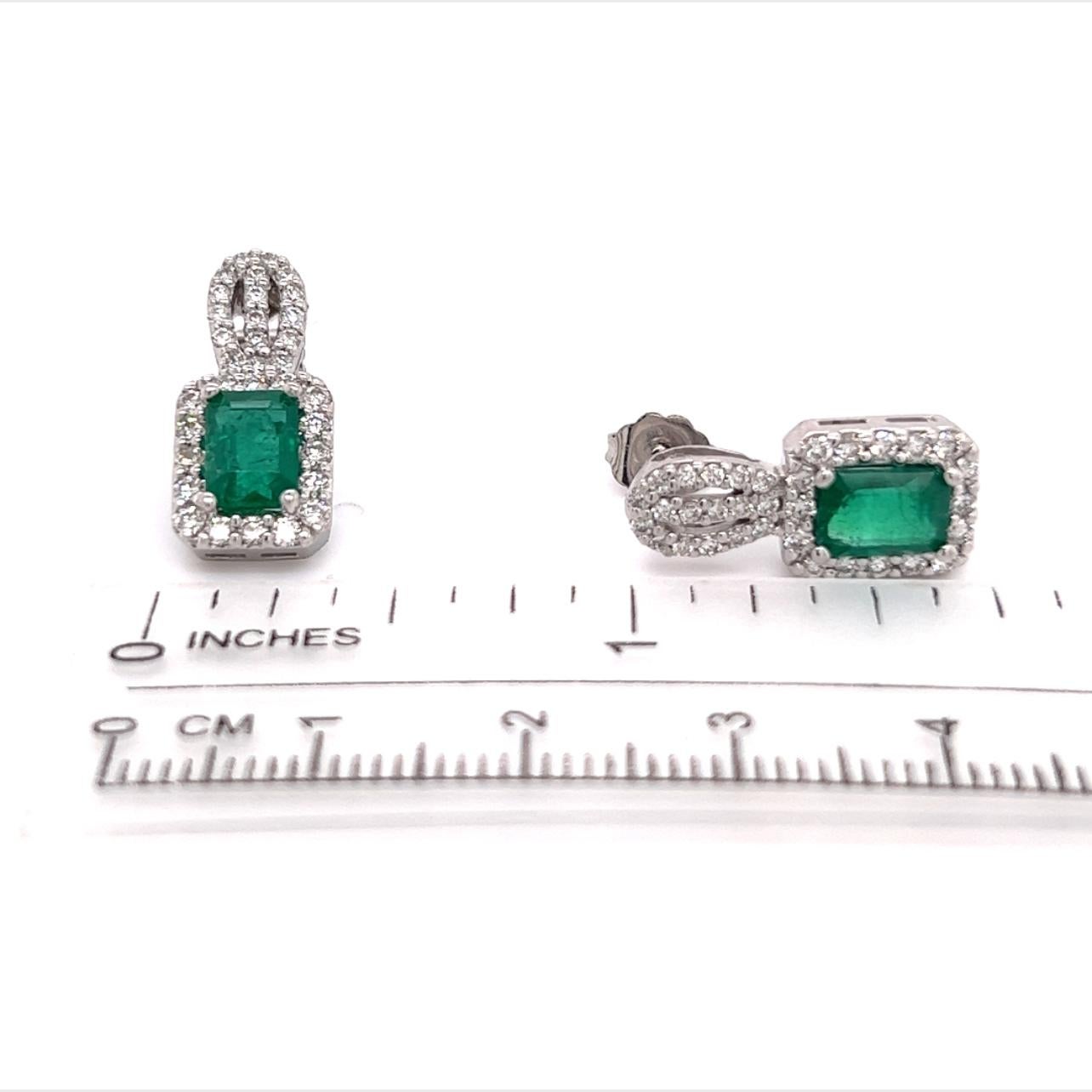 Natural Emerald Diamond Stud Earrings 14k Gold 2.74 TCW Certified In New Condition For Sale In Brooklyn, NY