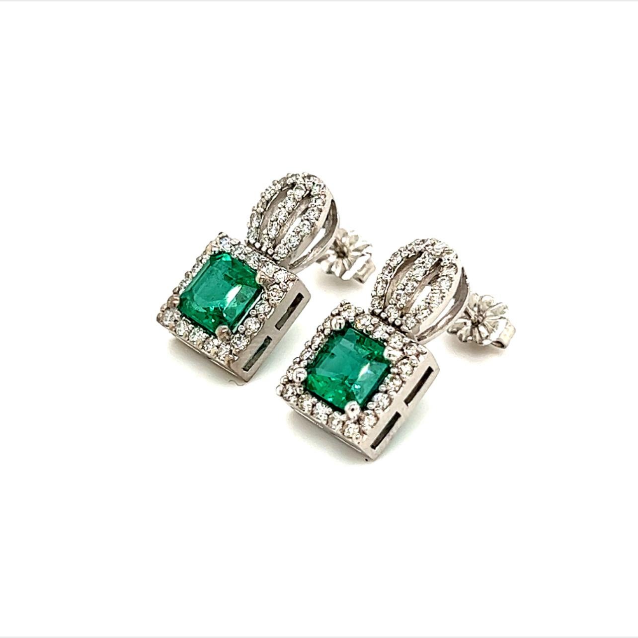 Women's Natural Emerald Diamond Stud Earrings 14k Gold 2.84 TCW Certified For Sale