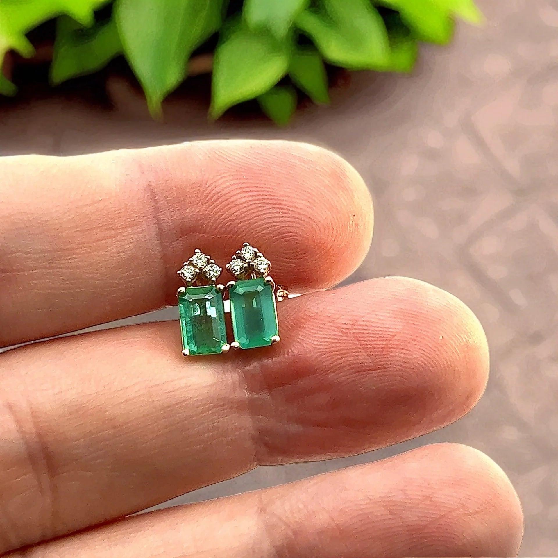 Natural Emerald Diamond Stud Earrings 14k Yellow Gold 1.59 TCW Certified For Sale 5