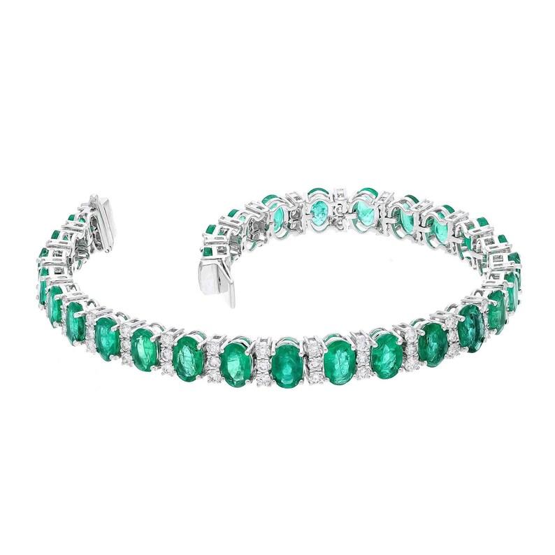 STONE DETAILS :

===============


❋ Stone : Emerald

❋ Stone Size : 4X6 MM

❋ Stone Weight : 11.47 Cts. Approx.

❋ Stone Shape : Oval Cut

❋ Stone Type : Natural


❋ Diamond Weight : 2.05 Cts. Approx.

❋ Diamond Shape : Round Cut

❋ Diamond Color &