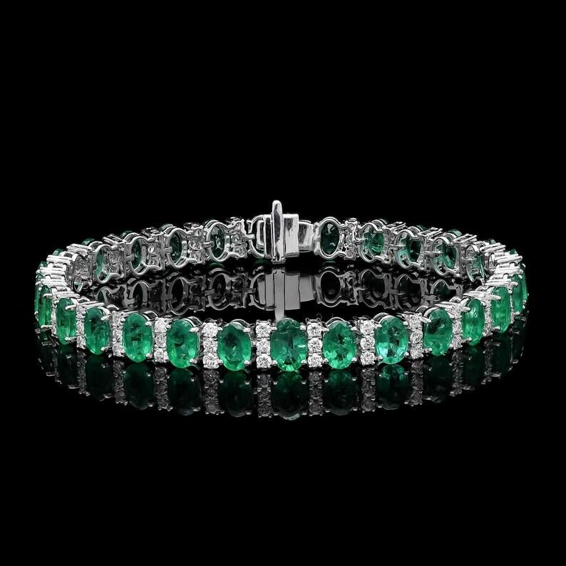 Contemporary Natural Emerald Diamond Tennis Stackable Chain Bracelet 18k White Gold jewelry