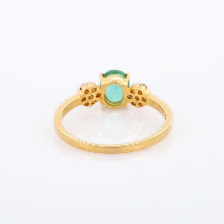 For Sale:  Natural Emerald Diamond Wedding Ring for Women in 18k Solid Yellow Gold 10