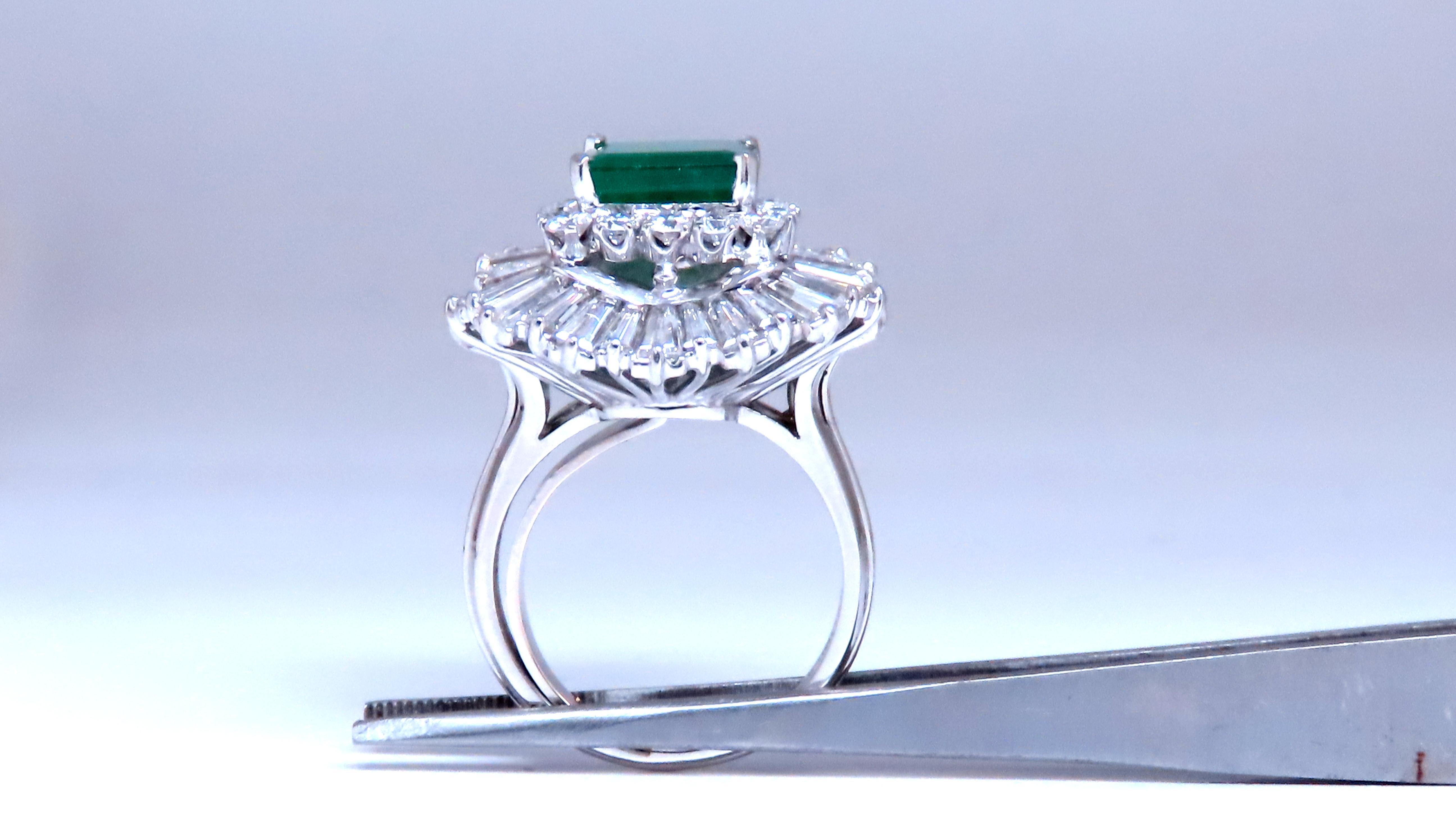 Emerald Cut Natural Emerald Diamonds Classic Ballerina Cocktail Ring Platinum Ref 12294 For Sale