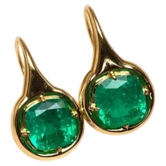 Natural Emerald Earring in 14k Gold