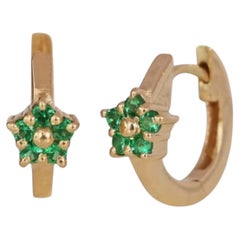 Natural Emerald Earring in 14k Gold