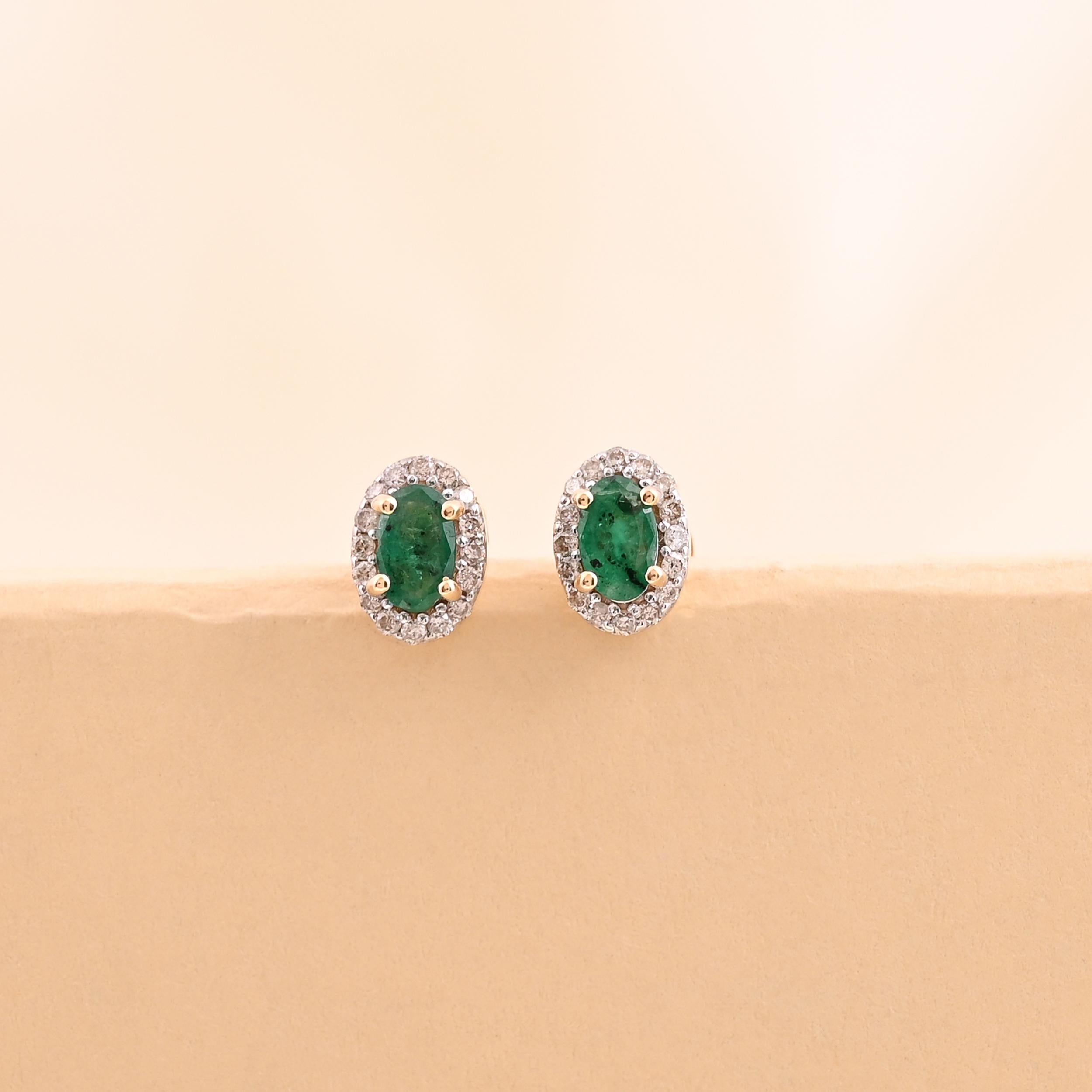 Natürlich  Smaragd-Ohrring mit Diamant 0,17 Karat in 14k Gold im Zustand „Neu“ im Angebot in jaipur, IN