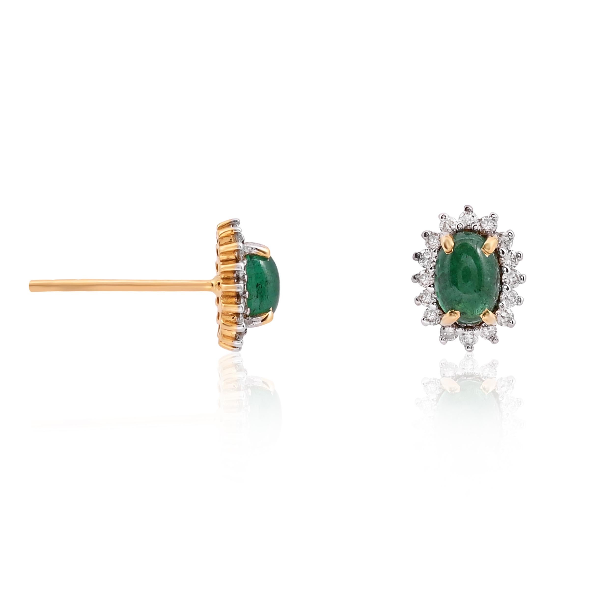 Dies ist ein natürlicher Smaragd Ohrring mit Diamant in 18k Gold. Der Smaragd sind sehr hohe Qualität und sehr gute Qualität Diamanten die Klarheit ist vsi und G Farbe

Smaragd: 0,90 Karat
Diamant : 0,25 Karat
Gold : 1.680 gm

Dies ist ein