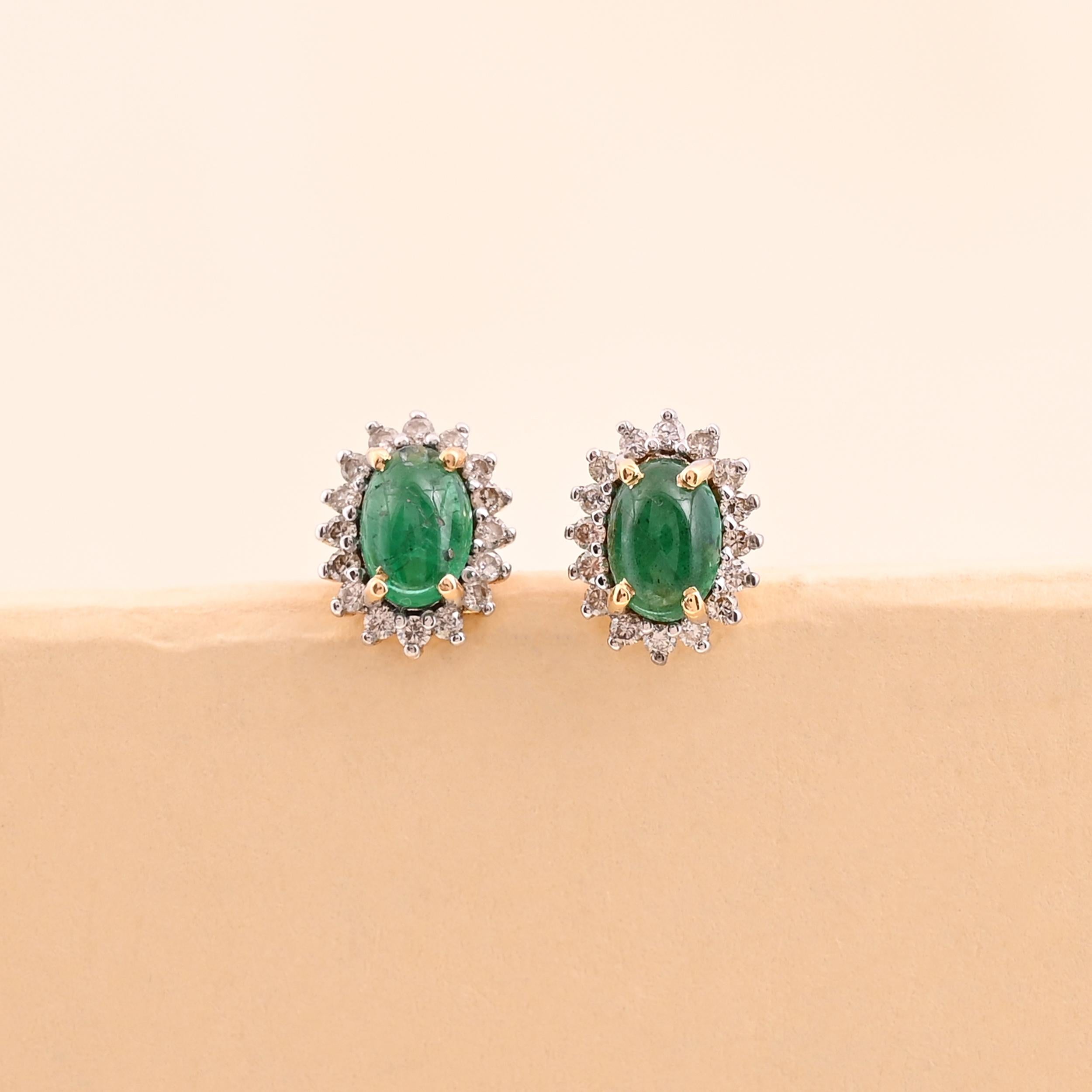 Natürlicher Smaragd-Ohrring mit Diamant 0,25 Karat in 18 Karat Gold im Zustand „Neu“ im Angebot in jaipur, IN