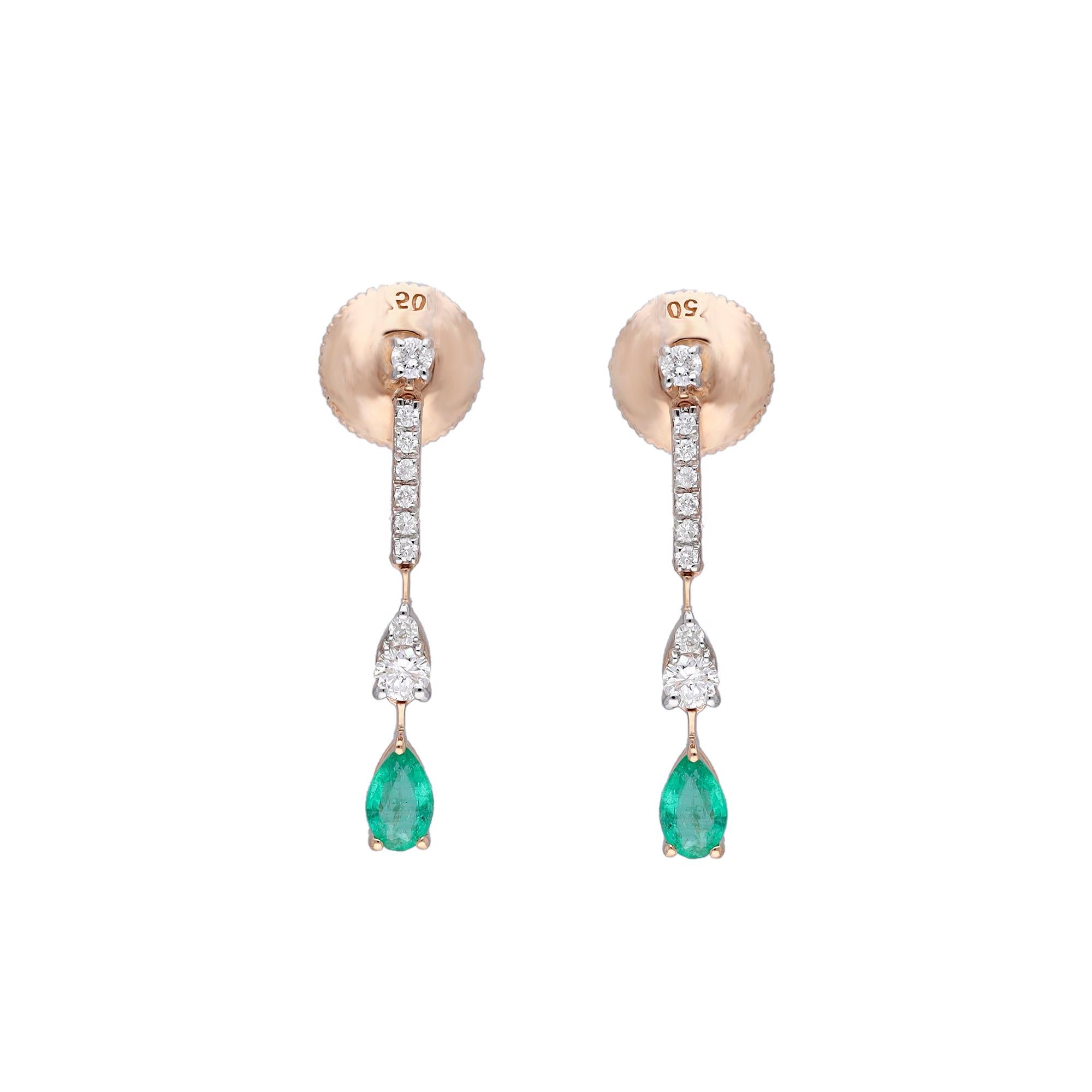 Pendiente Esmeralda natural con diamante 0,28 cts en oro de 18k en Nuevo estado para la venta en jaipur, IN