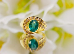 Natural Emerald engagement ring unique  18kt gold