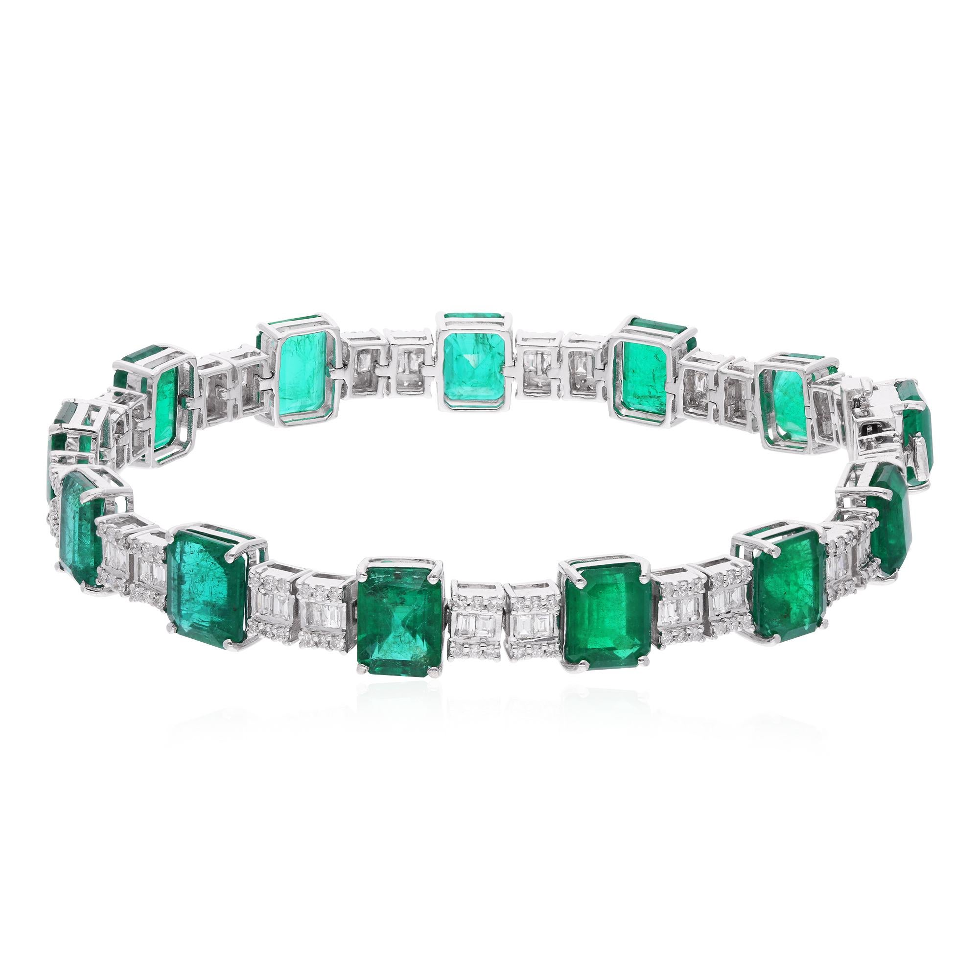 Item Code :- SEBR-42232
Gross Wt. :- 17.91 gm
18k Solid White Gold Wt. :- 14.01 gm
Natural Diamond Wt. :- 1.60 Ct. (AVERAGE DIAMOND CLARITY SI1-SI2 AND COLOR H-I)
Emerald Wt. :- 17.88 Ct.
Bracelet Length :- 7 Inches Long

✦