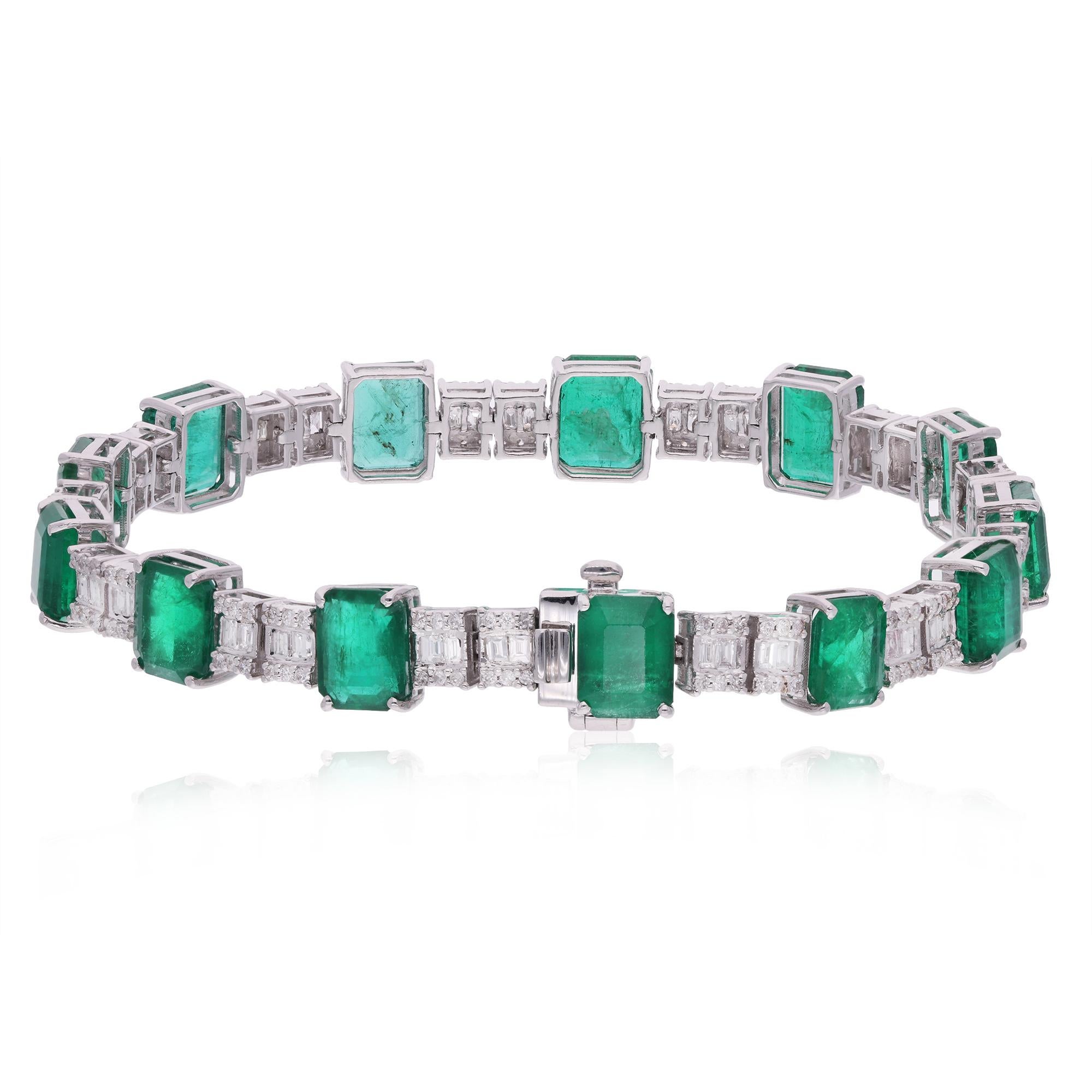 Modern Zambian Emerald Gemstone H/SI Diamond Bracelet 18 Karat White Gold 19.48 Tcw For Sale