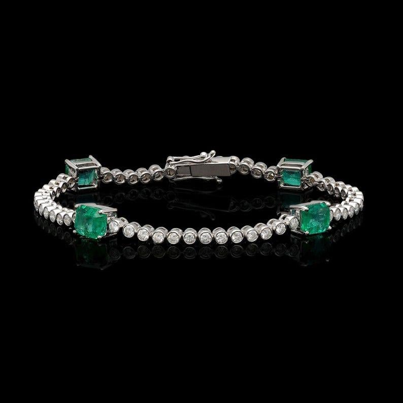 Contemporary Natural Emerald Gemstone Bracelet, Solid 18k White Gold Natural Diamond Bangle