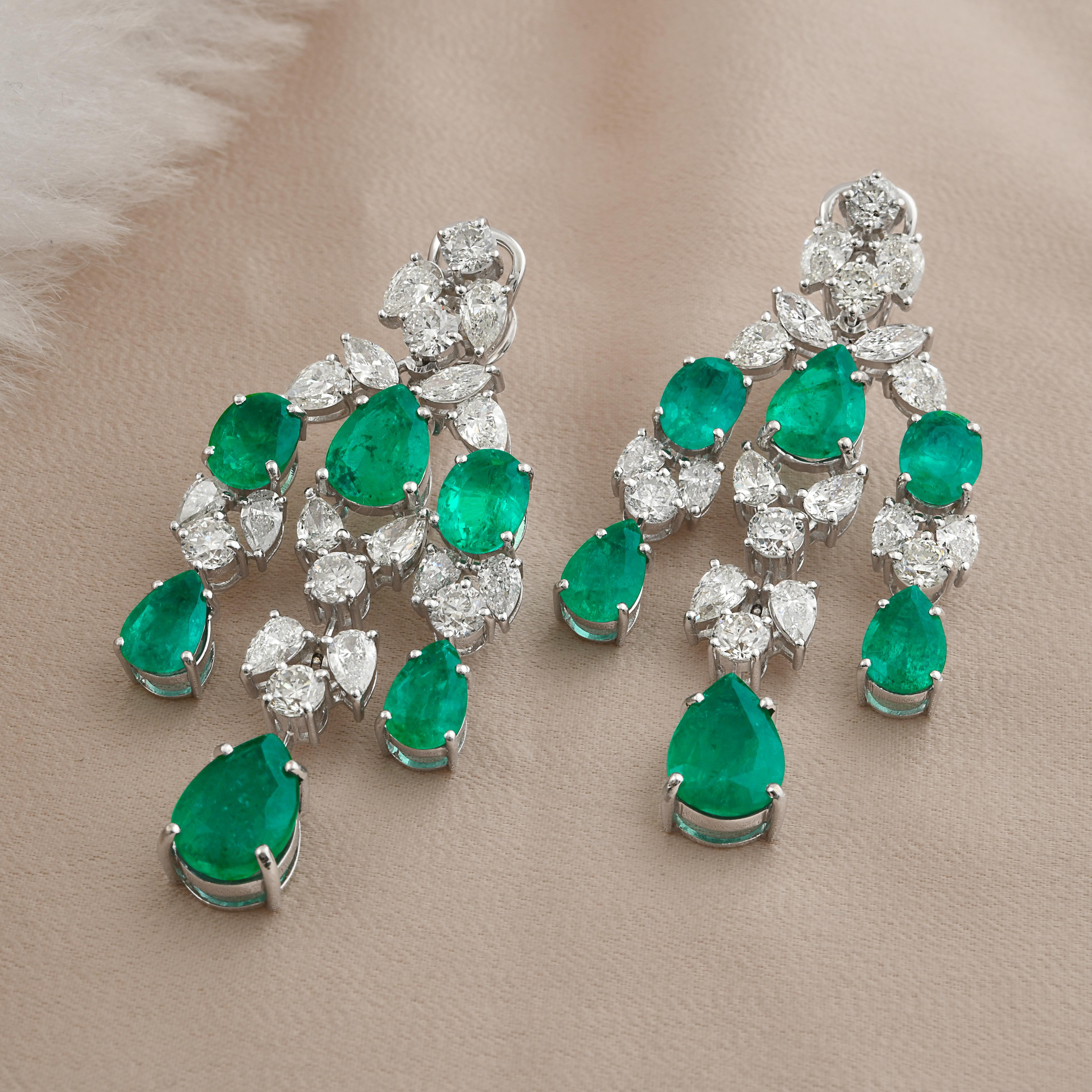 Modern Natural Emerald Gemstone Chandelier Earrings Diamond 18k White Gold Fine Jewelry For Sale
