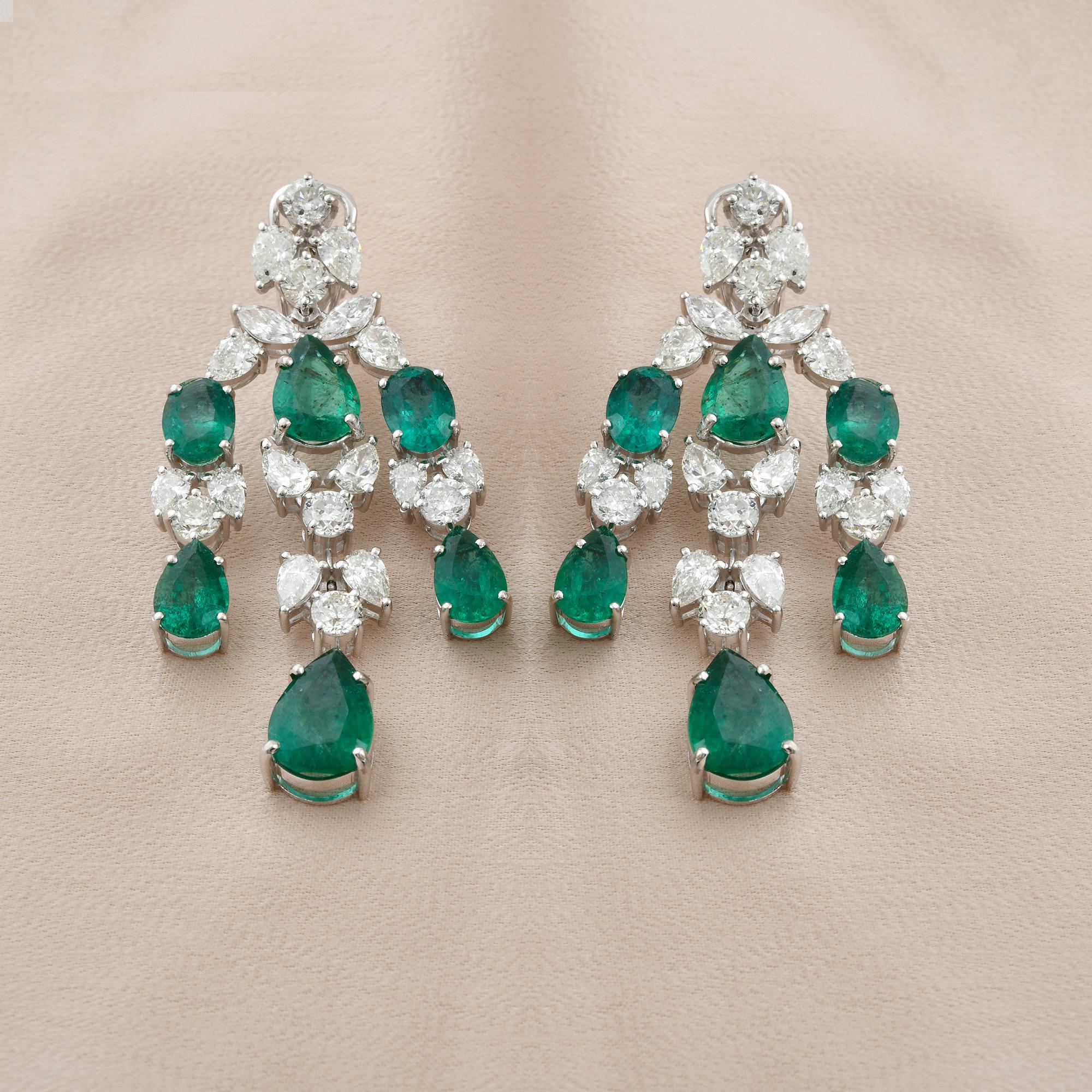 Women's Natural Emerald Gemstone Chandelier Earrings Diamond 18k White Gold Fine Jewelry For Sale