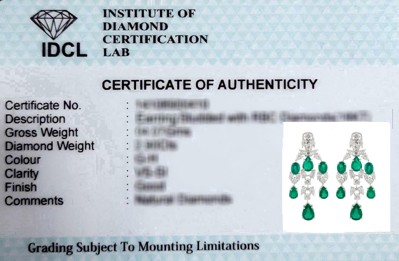 Women's Natural Emerald Gemstone Chandelier Earrings Diamond 18k White Gold Fine Jewelry For Sale
