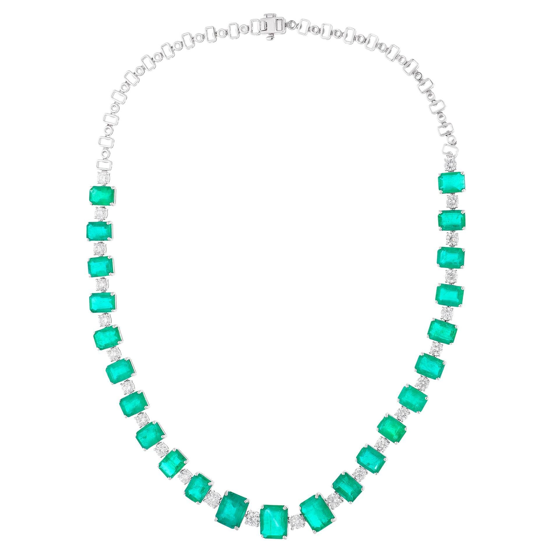 Natürlicher Smaragd Edelstein Charme Halskette Diamant 14 Karat Weißgold Feiner Schmuck