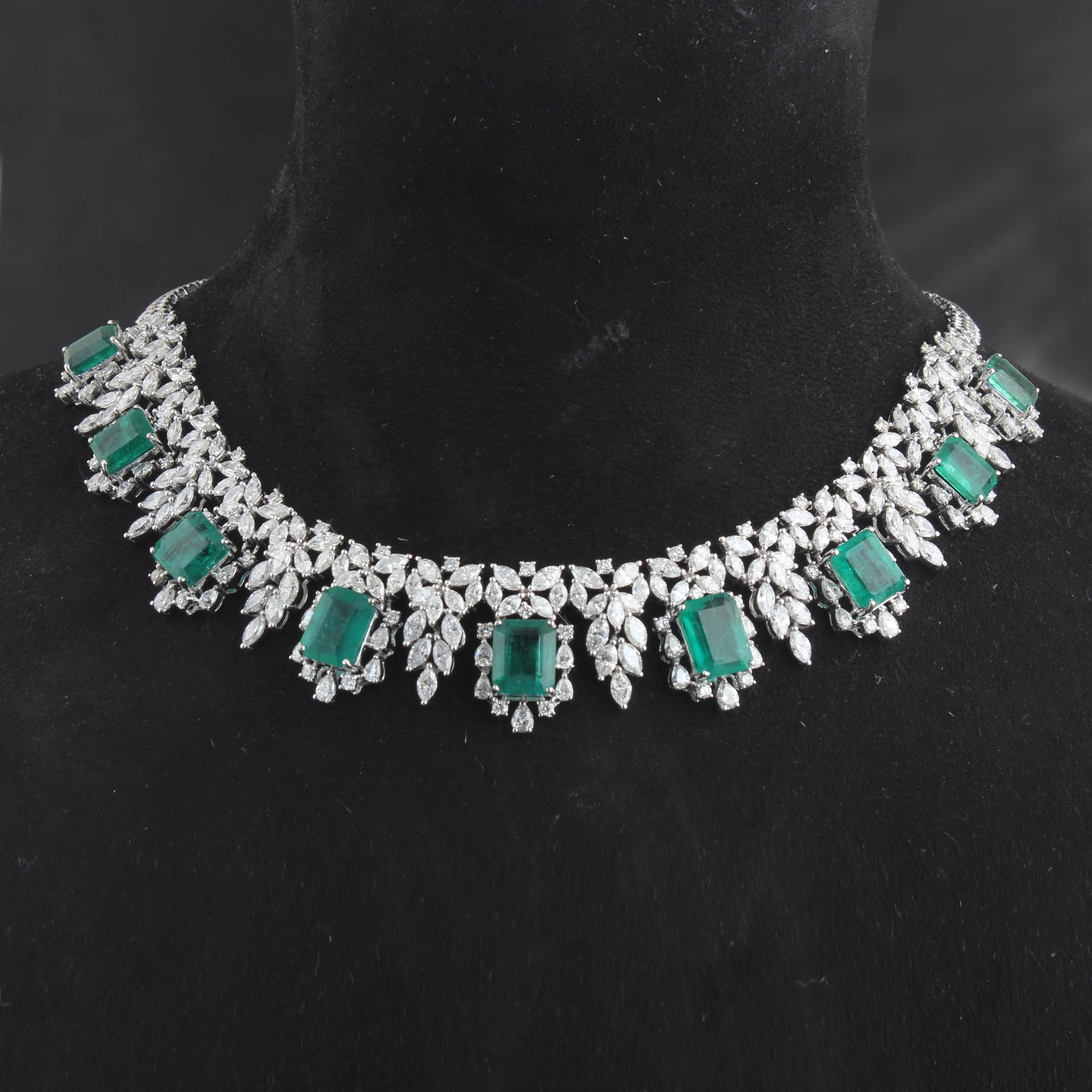 Modern Natural Emerald Gemstone Choker Diamond Necklace 14 Karat White Gold Jewelry For Sale