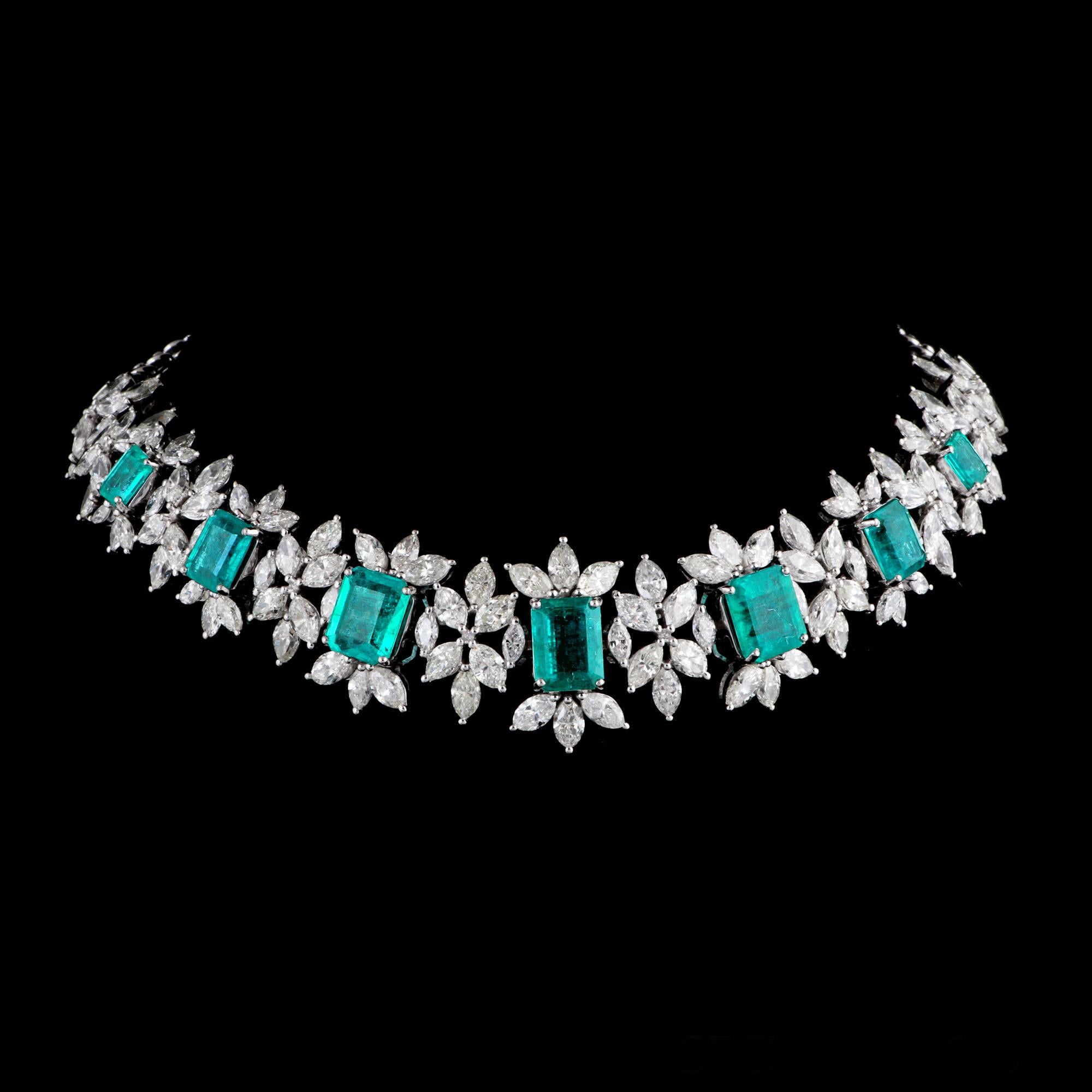 Women's Natural Emerald Gemstone Choker Diamond Necklace 14 Karat White Gold Jewelry For Sale