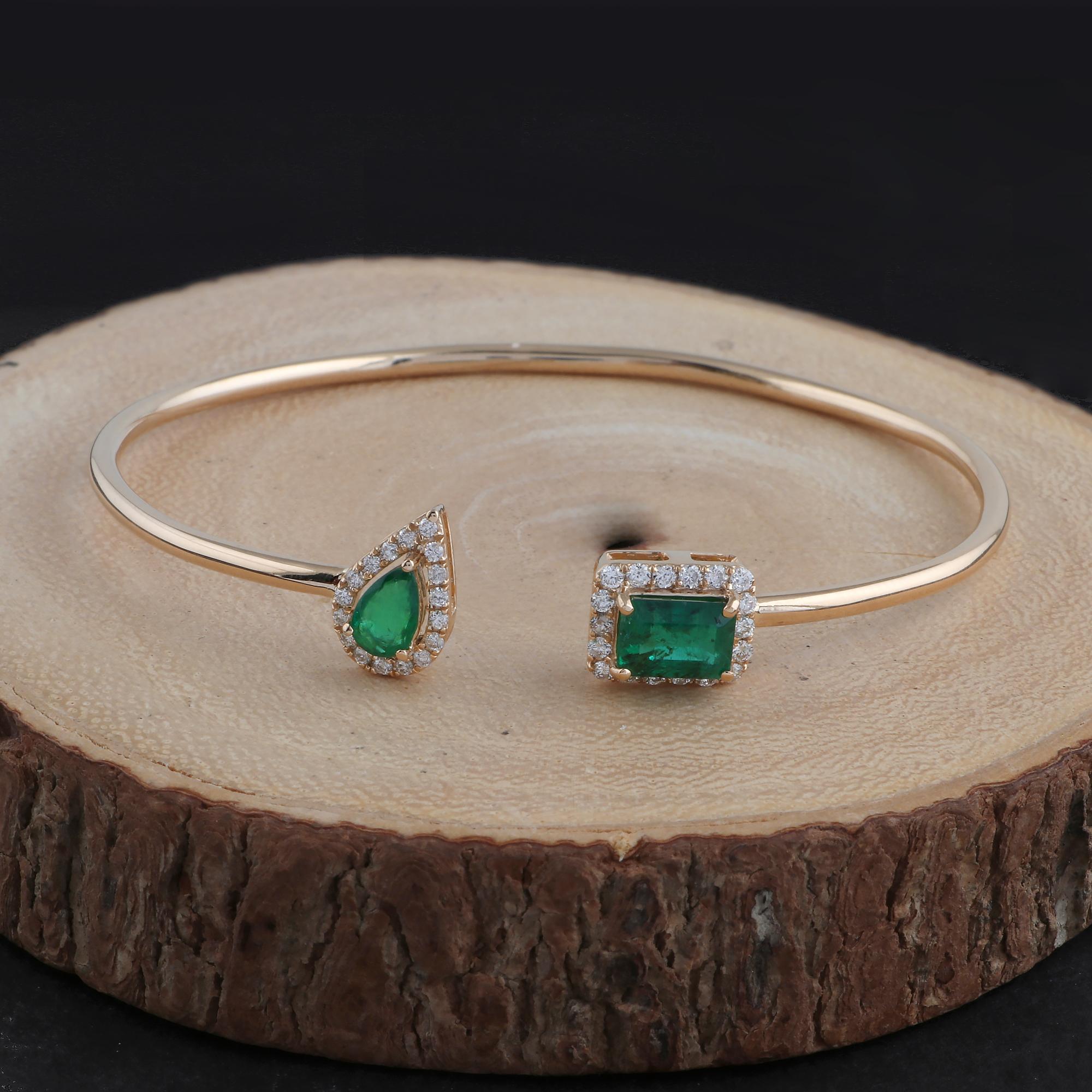 Modern Natural Emerald Gemstone Cuff Bangle Bracelet Pave Diamond 14 Karat Yellow Gold For Sale